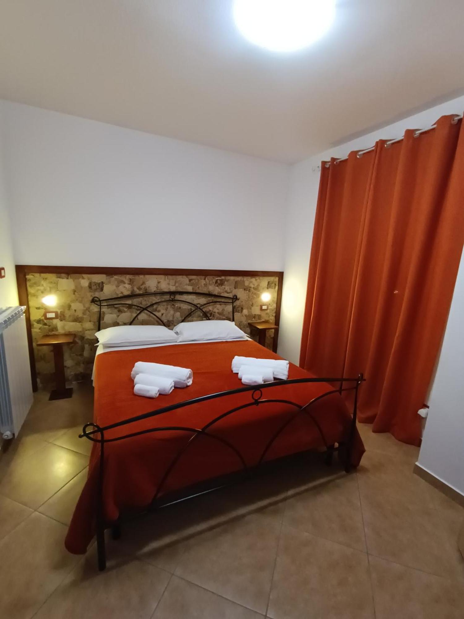 B&B Mamuthones Porto Torres Habitación foto