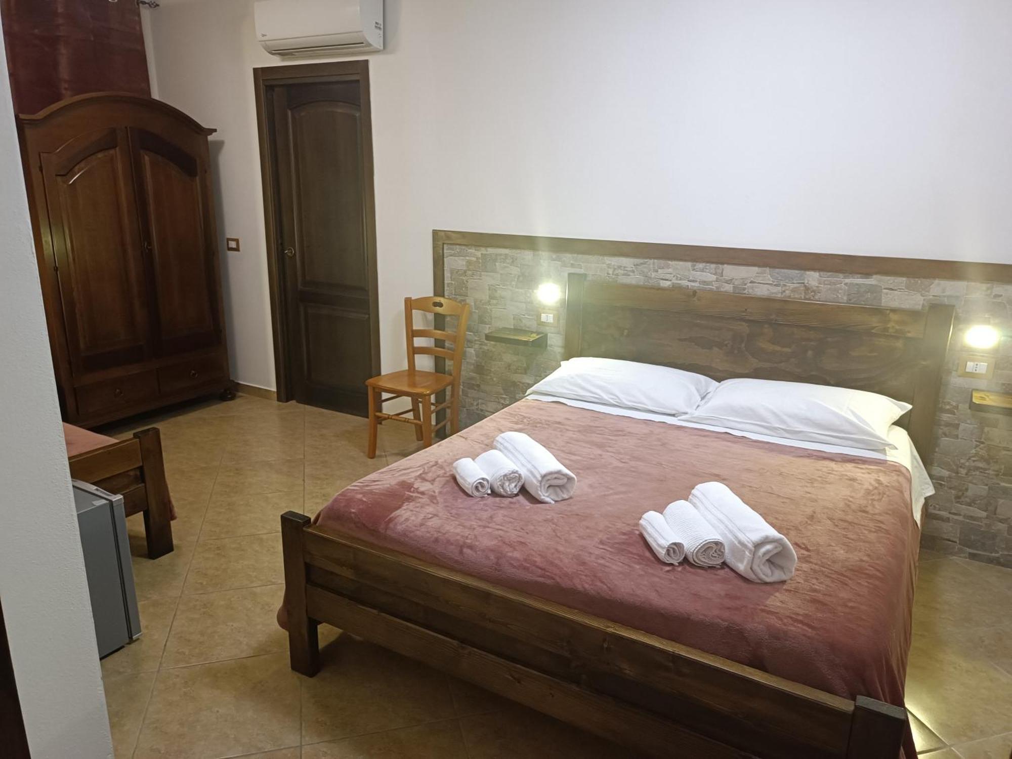 B&B Mamuthones Porto Torres Habitación foto