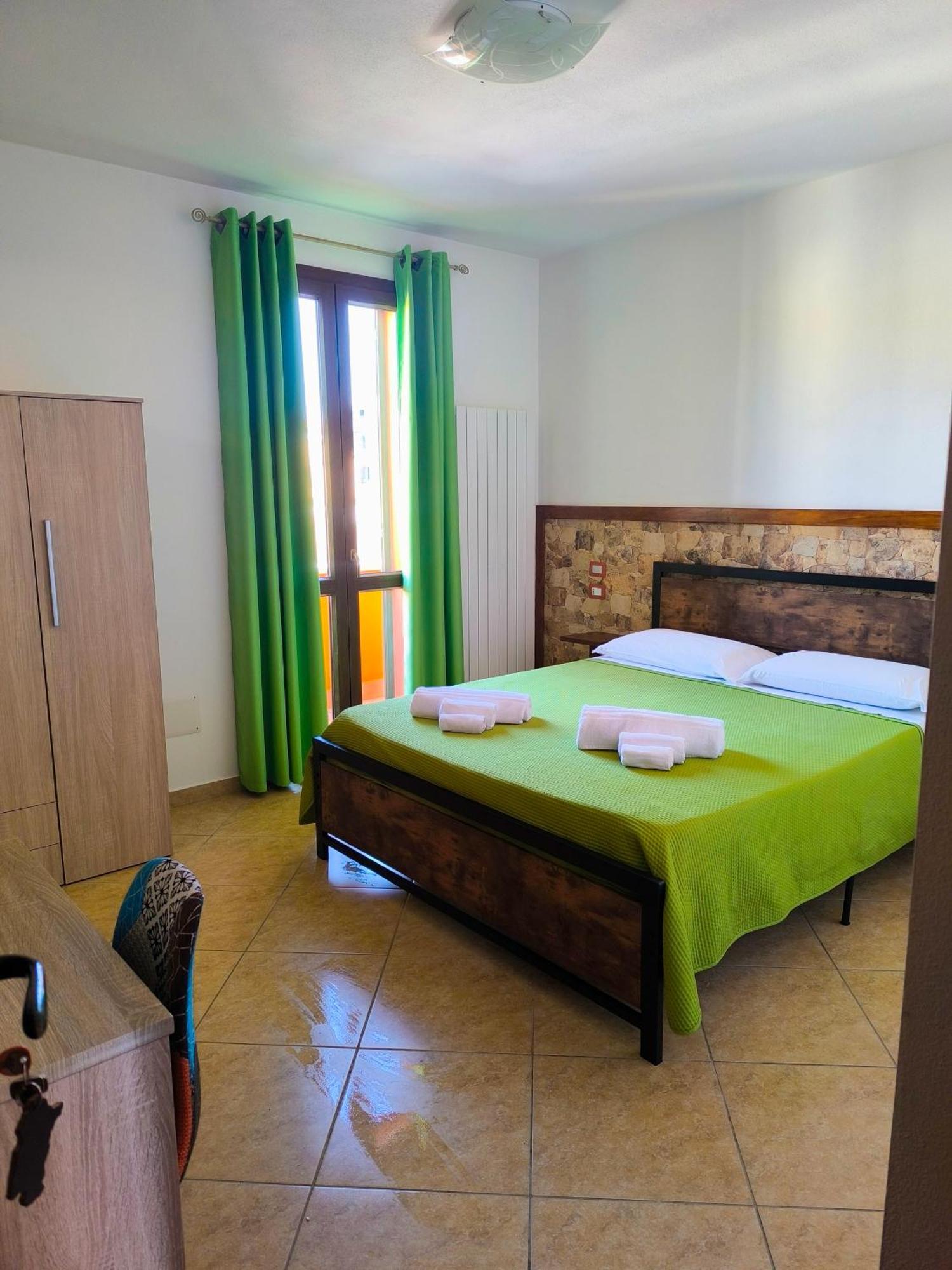 B&B Mamuthones Porto Torres Exterior foto